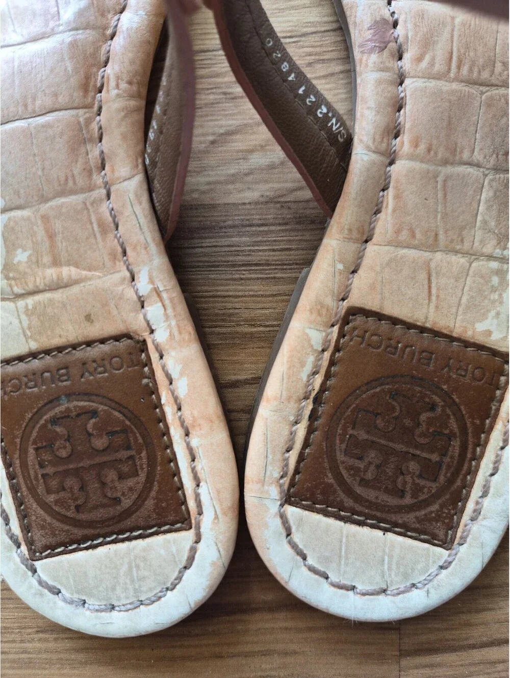 Tory Burch Women's Thong Sandals - Beige Size 5.5